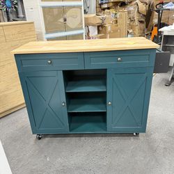 HLR Kitchen Island On Wheels, Dark Green Rolling Kitchen Islands Cart with Drop Leaf Countertop, Barn Door Kitchen Island with Storage Cabinet and Tow
