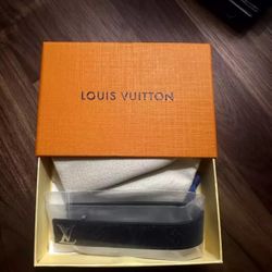 LV  Brand Designer High-end Luxury BRACELET fashion