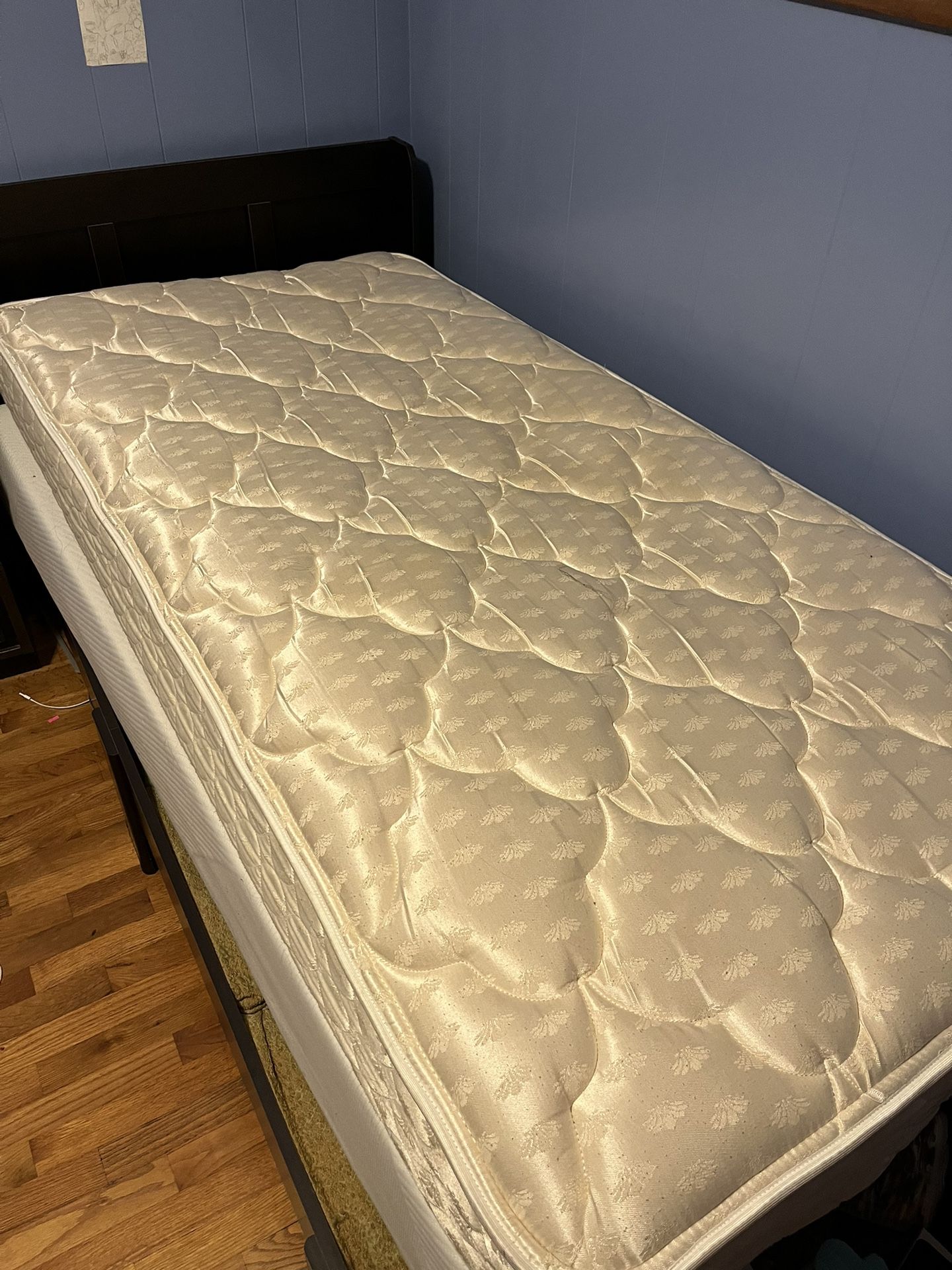 XL Twin Size Mattress for Sale in Tumwater, WA OfferUp