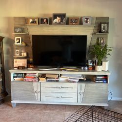 Rooms To Go Grey Wall Unit for Sale in Boynton Beach FL OfferUp