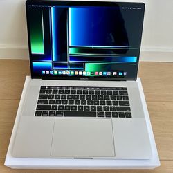 Feb 2019 6-Core i7 CPU MacBook Pro Touch Bar 15” Retina Display 2.2GHz 256GB Similar To 16” 2020