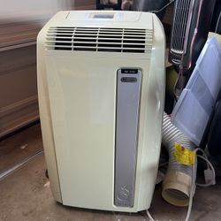 DeLonghi PAC A110 11,000 Cooling Capacity (BTU) Portable Air Conditioner