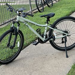 Bliss Liv xxs 26” Mountain Bike (new) 