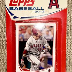 2013 Topps Baseball Angels Team Set Blister Pack 17 cards