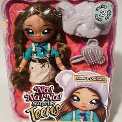 Na Na Na Surprise Teens 11" Fashion Doll Amelia Outback-New!