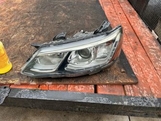 Chevrolet sonic 2017 and 2018 and 2019 and 2020 left headlight