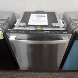 Profile 24 in. Built-In Top Control Dishwasher in Fingerprint Resistant Stainless w/Stainless Tub, 3rd Rack, 42 dBA