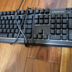 SteelSeries Apex 3 Keyboard And Artic 1 Headphones