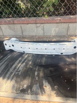 REAR REINFORCEMENT BAR 2009-2013 SUBARU FORESTER 2.5 OEM.