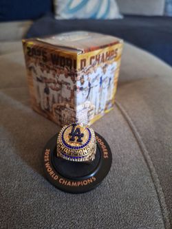 2025 World Champions Dodgers Ring #50 Betts