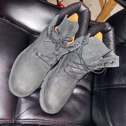Black Timberland Boots (worth 130-160$)