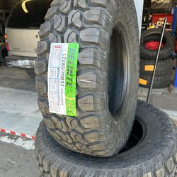 BRAND NEW SET OF MUDDER MUD TIRES MT 285/70r17 285/70/17