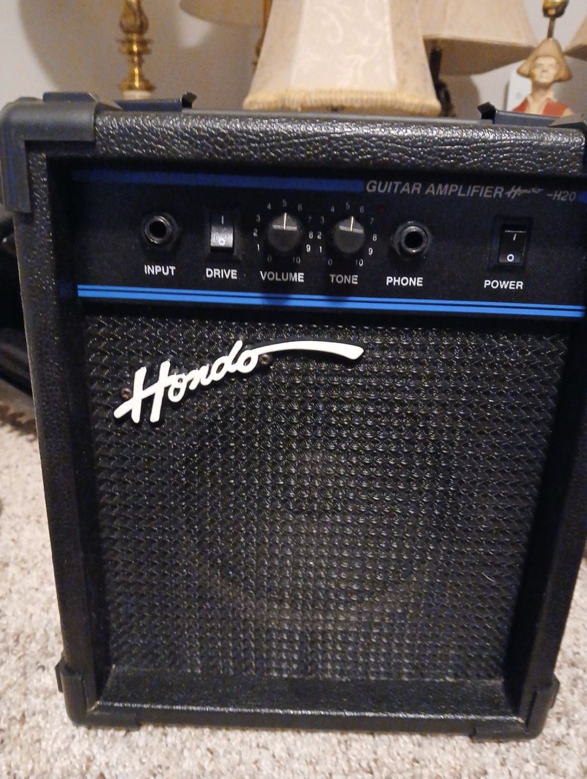 Hondo Guitar Amplifier