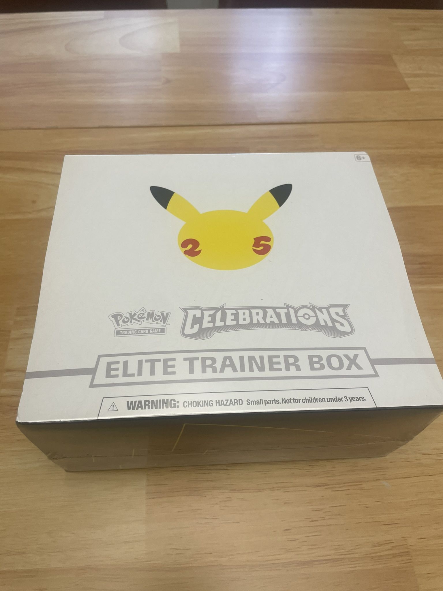 Pokemon Celebrations ETB