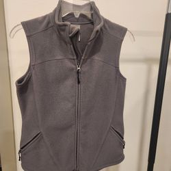 Champion Size Small Gray Fleece Vest