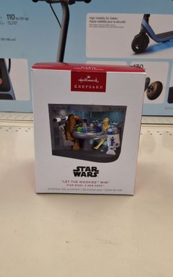Hallmark Keepsake Star Wars Let the Wookiee Win Ornament