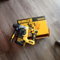DeWalt Rotary Hammer 
