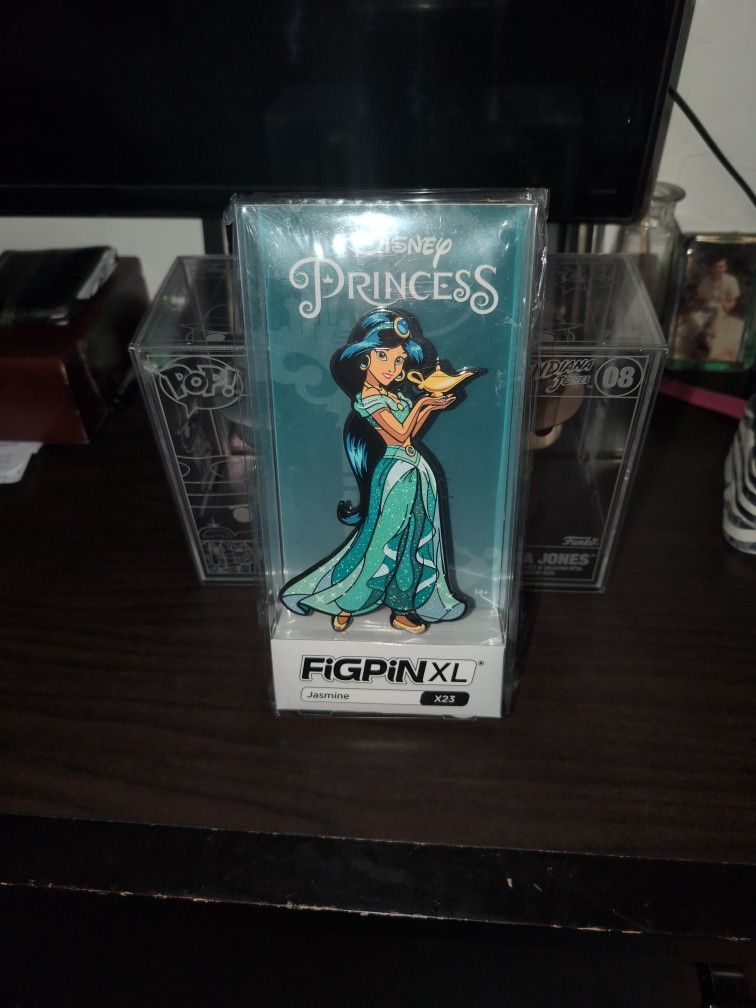 New Figpin XL X23 Disney Jasmine Glitter Large Pin