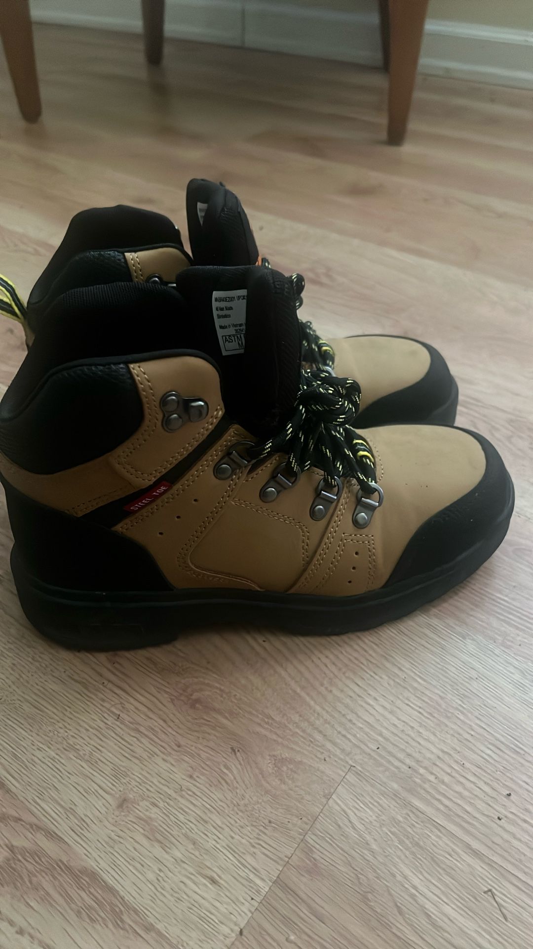 Steel toe 
