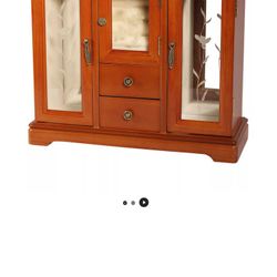 Mele and Co Trina Wooden Jewelry Box
Mele and Co