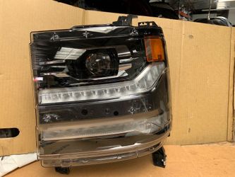 Left Headlight Chevy Silverado 1500 , 2016-19