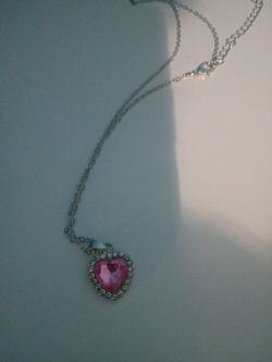 Cute pink hear becklace