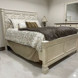 Queen Size Bedroom Set 