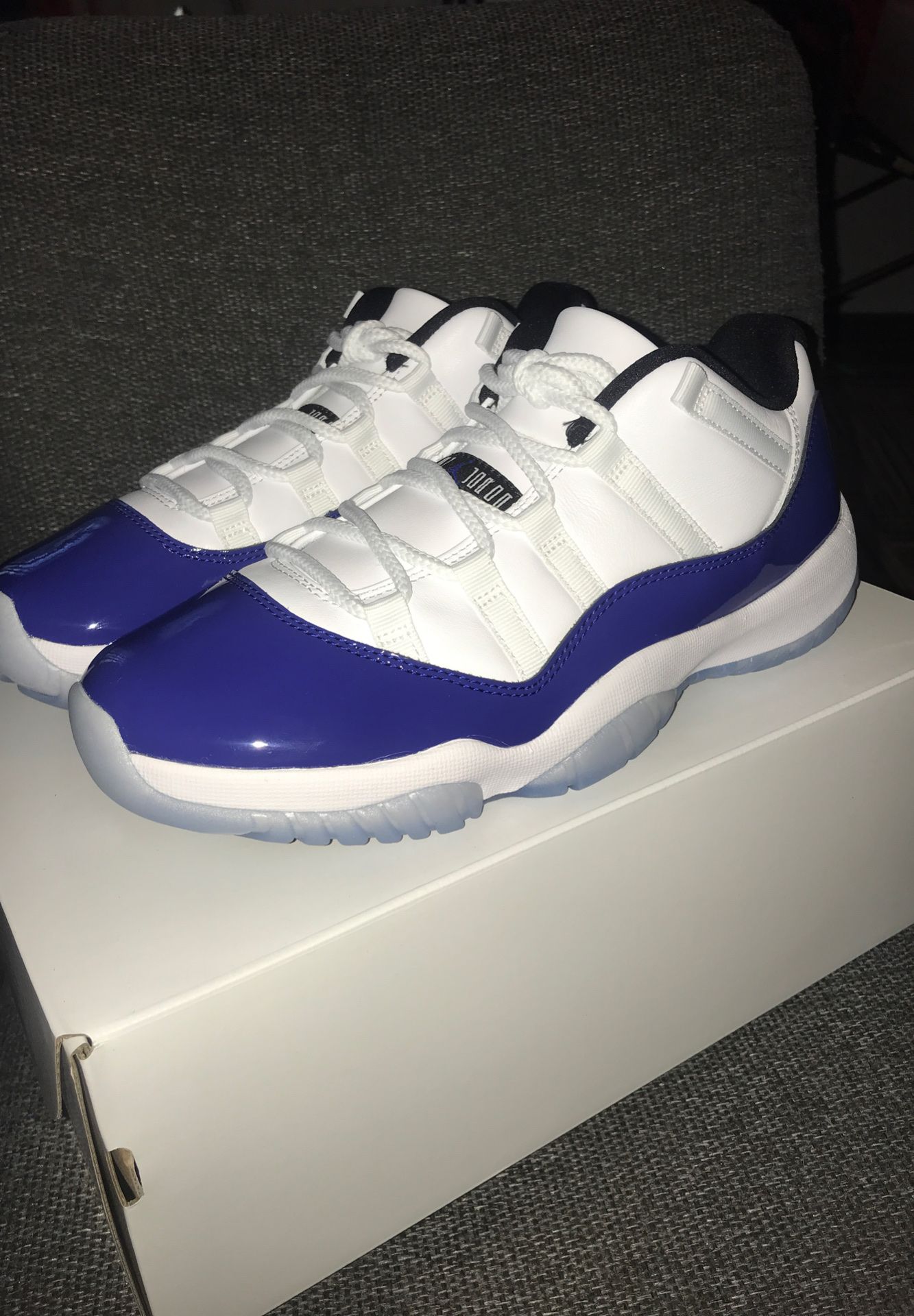 Jordan 11 low retro