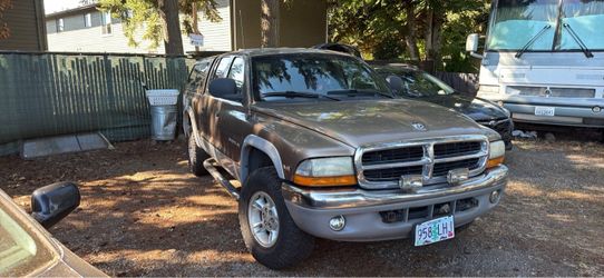 Dodge Dokoda SLT