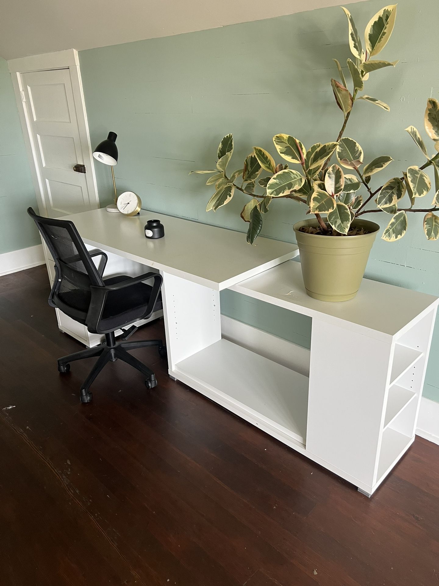 Large Desk