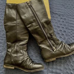 Ziti SoHo Leather Boots 