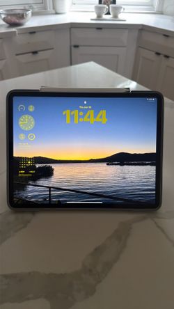 iPad Pro (12.9-inch) 4th generation