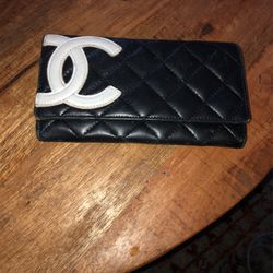 Authentic CHANEL Lingne Long Wallet for Sale in Los Angeles, CA - OfferUp
