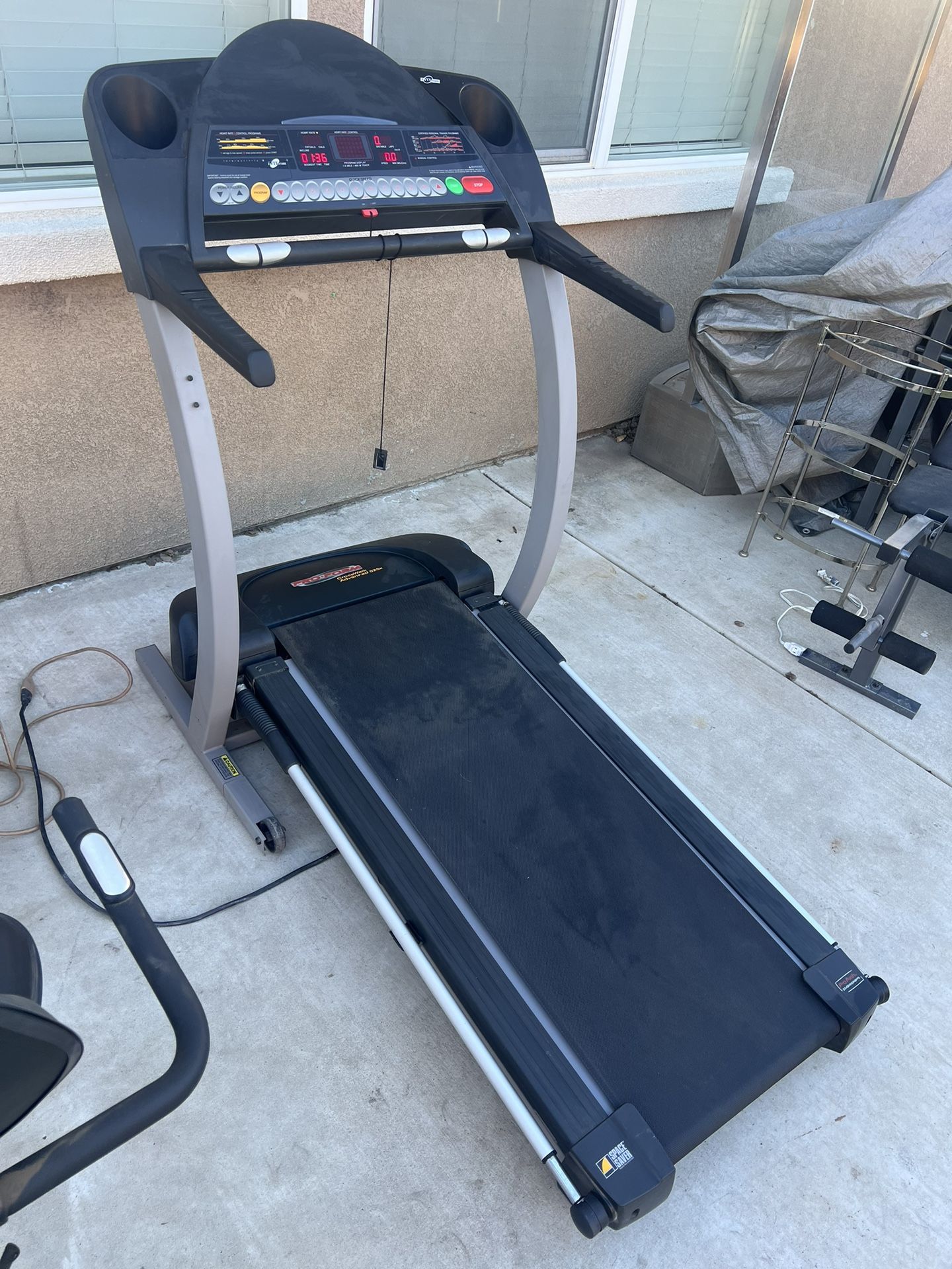 Pro-Form Crosswalk Advanced 525 Treadmill Works Great