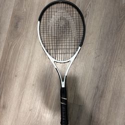 Tennis racquet