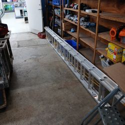 Louisville 28foot Exstension Ladder