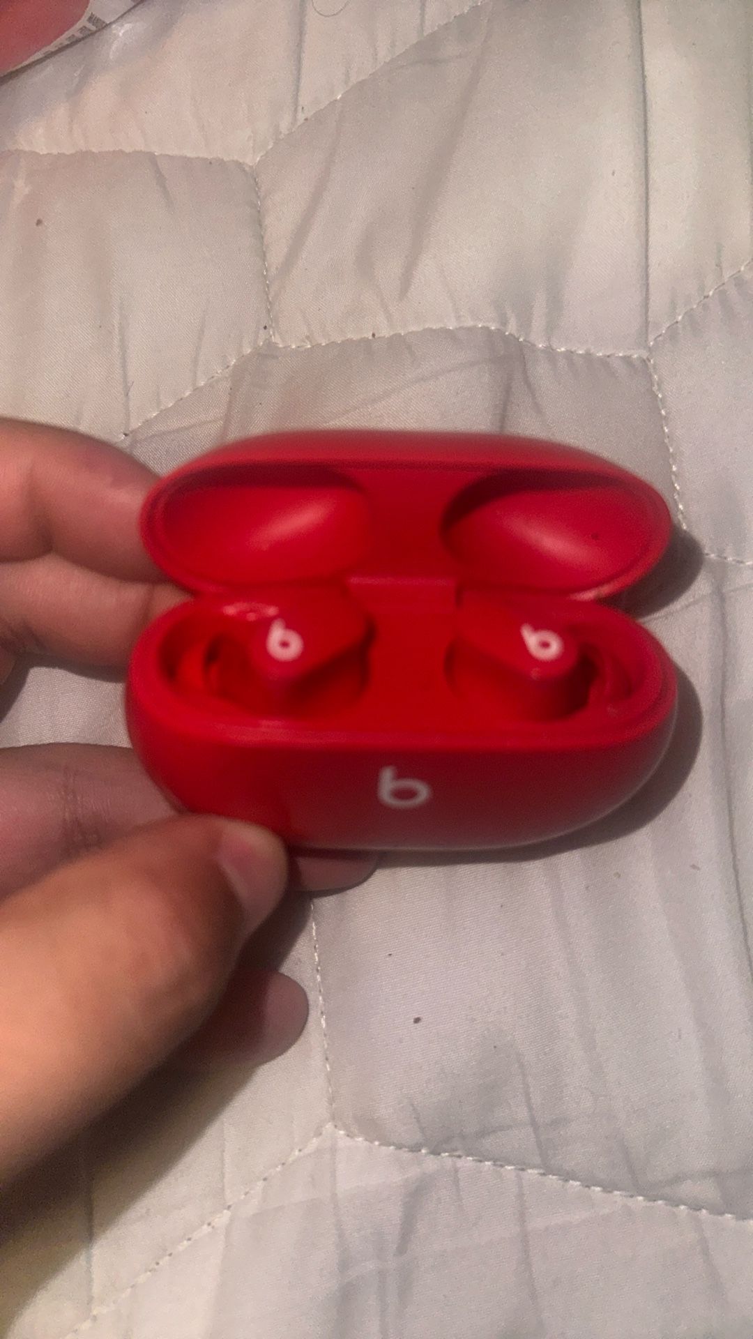 beats red wireless