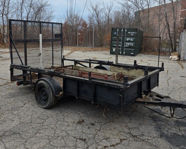 Heavy-Duty Utility Trailer w/ Ramp Gate – Ready to Work