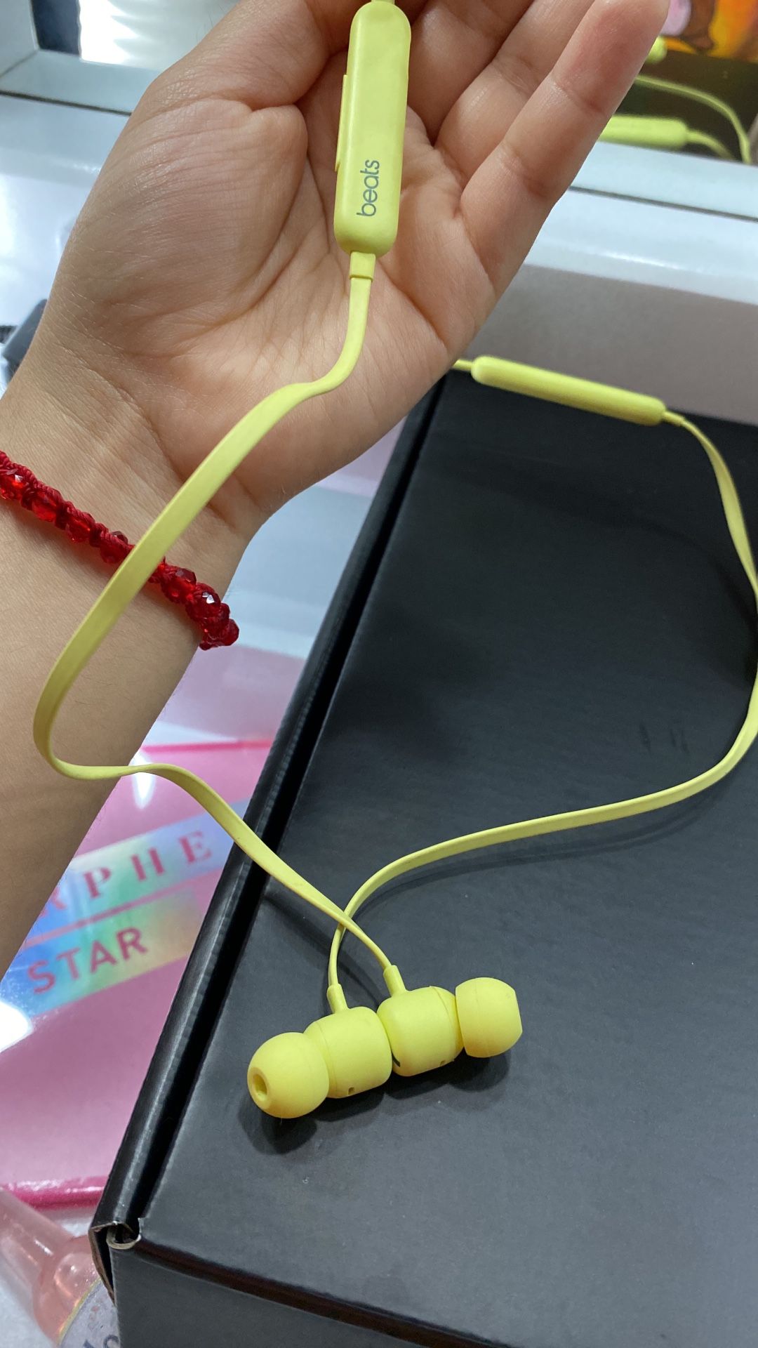 Beats Flex All Day Bluetooth Wireless