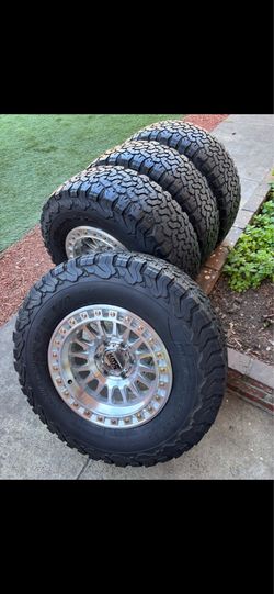 KMC wheels on 285/70/17 used tires