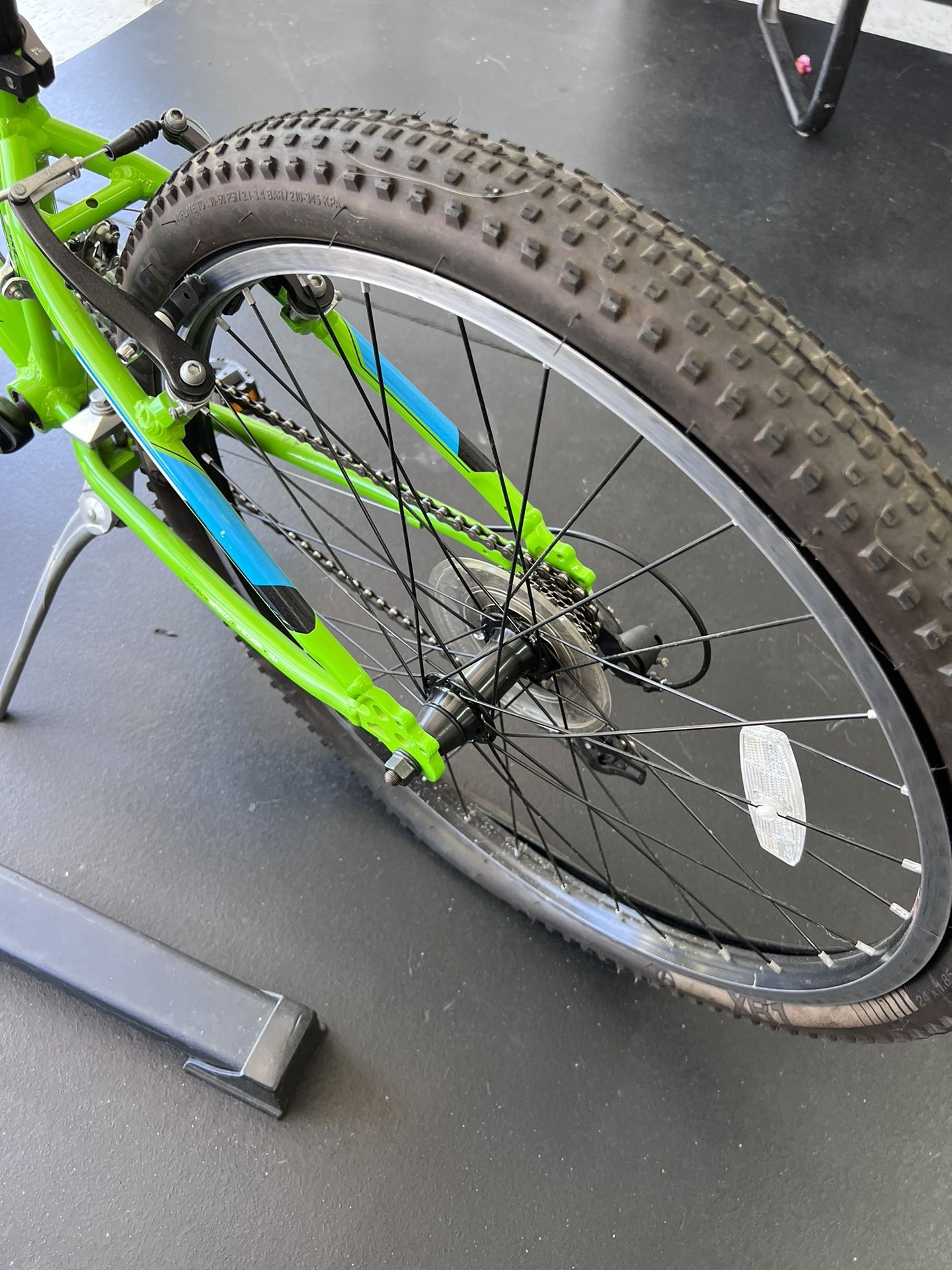 TREK MT220 Aluminum Women's Mountain Bike for Sale in San Diego