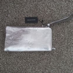 Banana Republic Leather Walet Silver