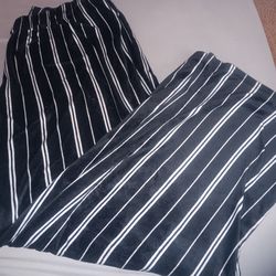 Women's Size Medium. Black Velvet Stripe Pajama Pants 