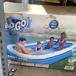 Family Pool 
