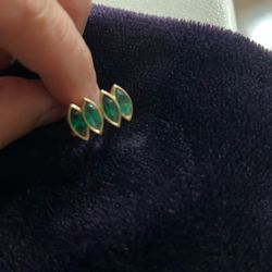 Real emerald ring 14k solid gold 