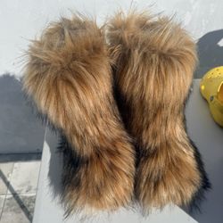 8 1/2 Fur Fashion Boots 