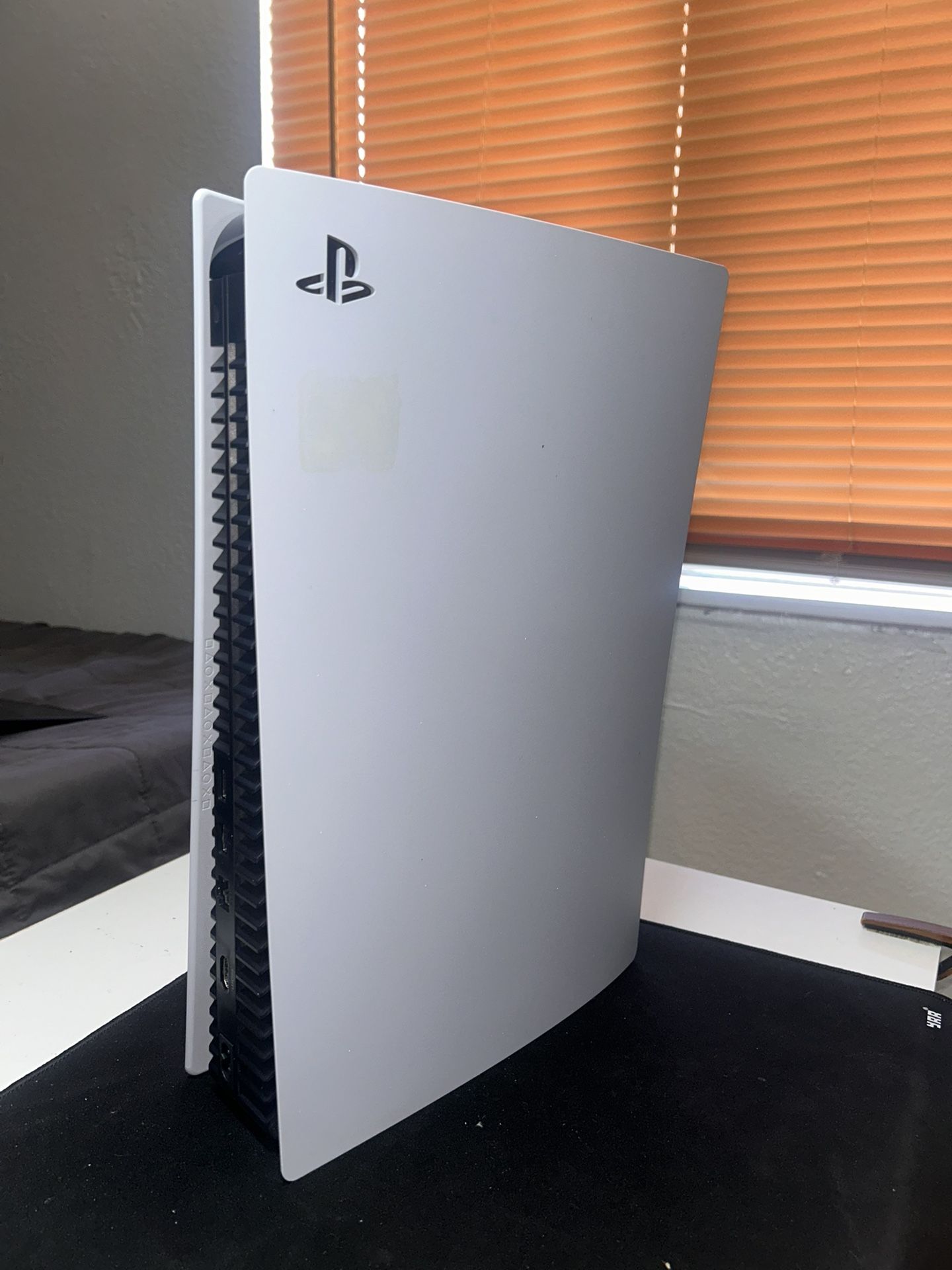 PS5 Console