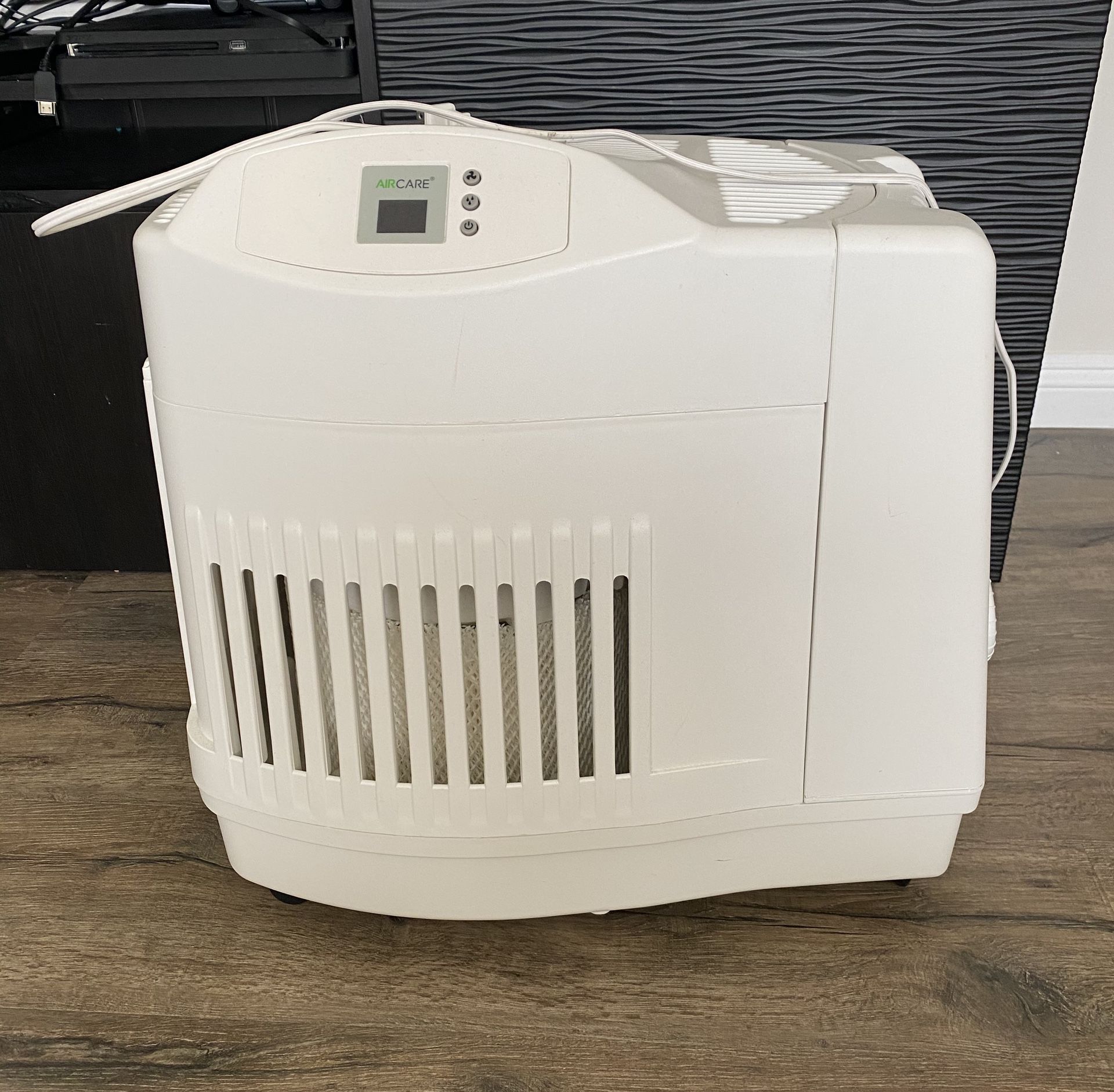 AIRCARE MA1201 Whole-House Evaporative Humidifier, White