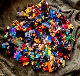 Lego Minifigures and accessories