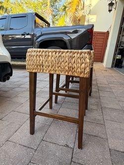 Set of 4 Woven stools